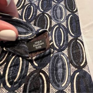 Retro Style Multicolored Henry Grethel Streets 100% Italian Silk Tie